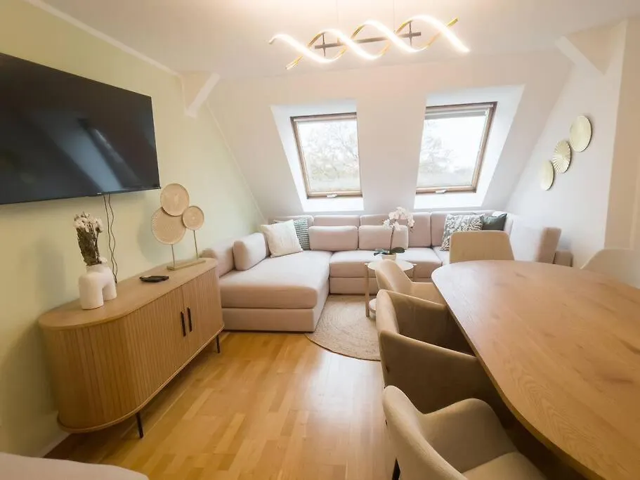 Apartment Casarina - Ueber Den Daechern Leipzigs