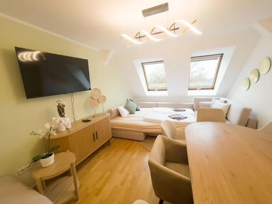 Apartment Casarina - Ueber Den Daechern Leipzigs